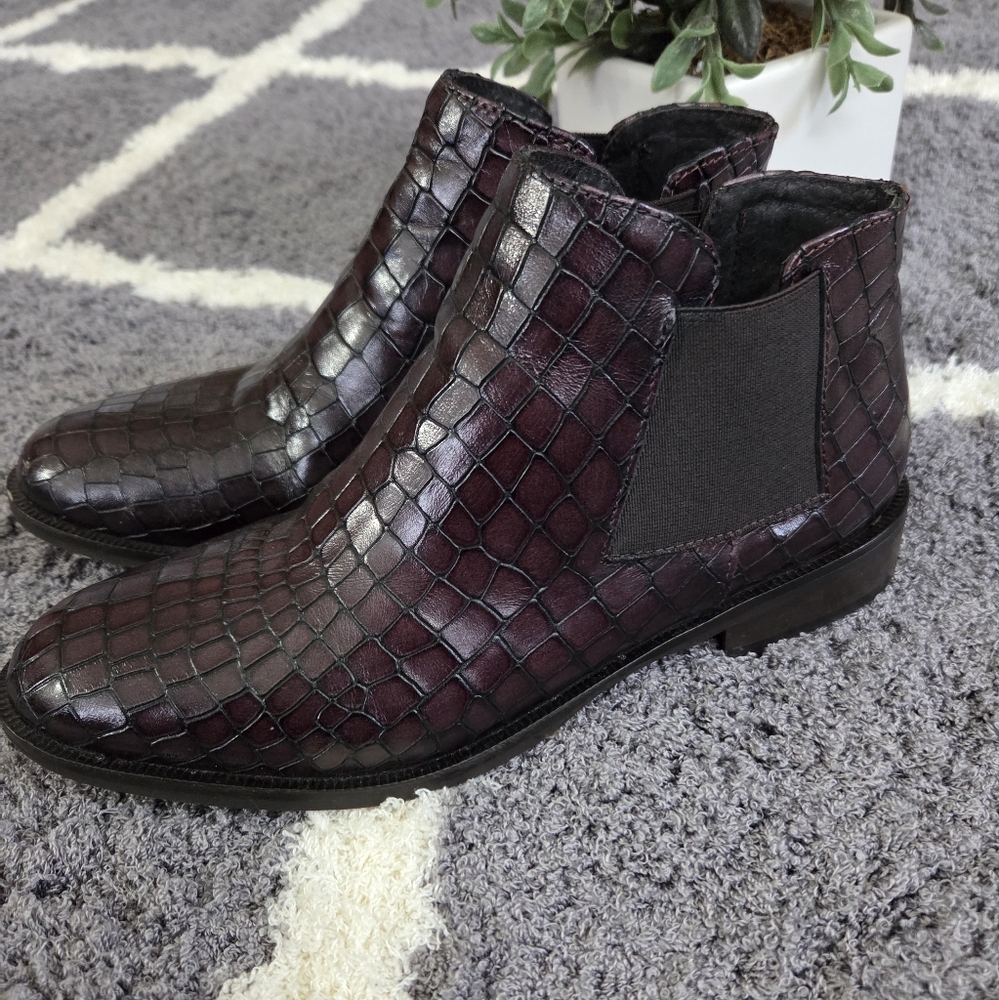 Stelle Monelle Leather Croc Embossed Ankle Boots Sz 7 - Made In Italy